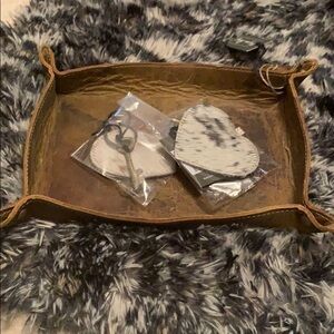 Myra rectangular leather tray, each unique